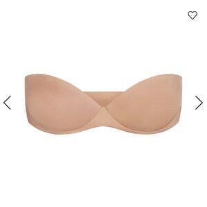 Skims NWT Ultimate Collection Push-Up Strapless Bra
